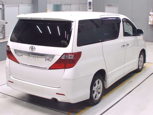 TOYOTA ALPHARD 2010