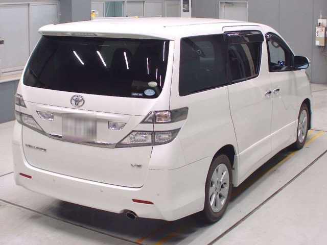 TOYOTA VELLFIRE 2011