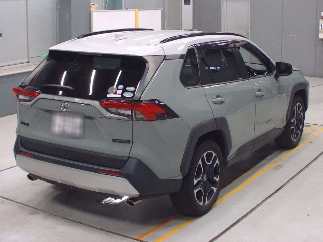 TOYOTA RAV4 2019