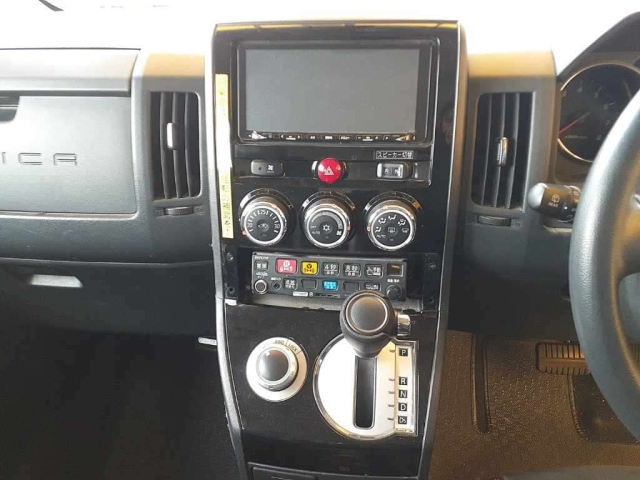 MITSUBISHI DELICA D5 2019