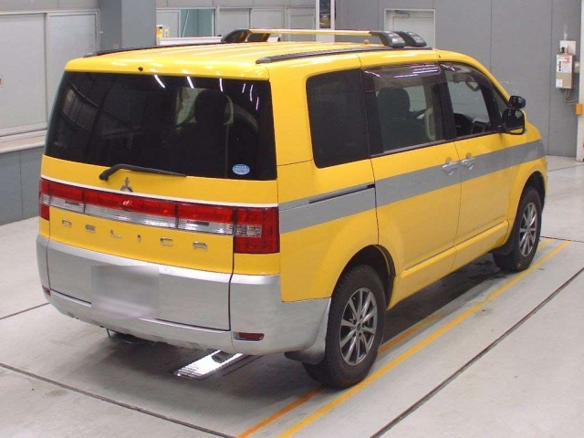 MITSUBISHI DELICA D5 2019