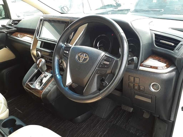TOYOTA ALPHARD 2019