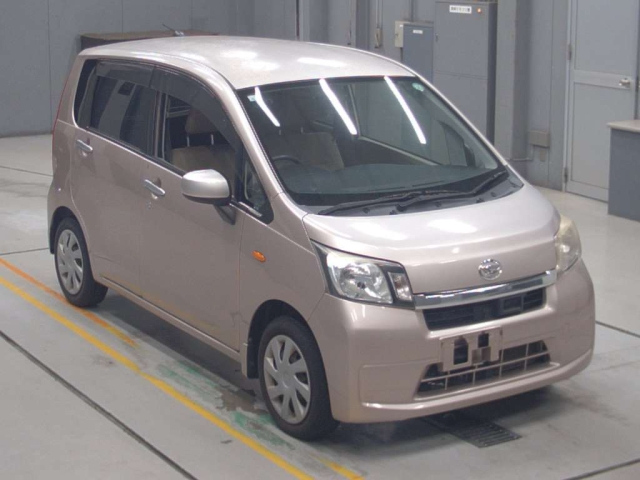 DAIHATSU MOVE 2013