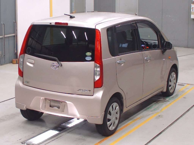 DAIHATSU MOVE 2013