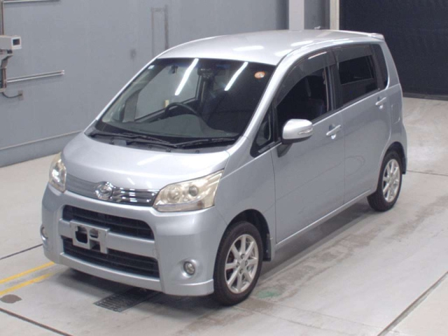 DAIHATSU MOVE 2011