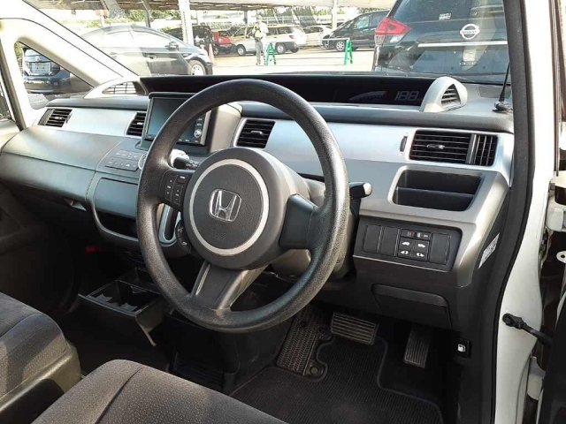 HONDA STEP WAGON 2008