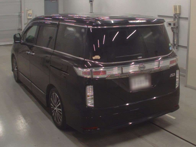 NISSAN ELGRAND 2014