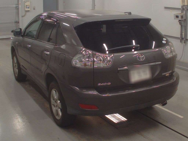 TOYOTA HARRIER 2011