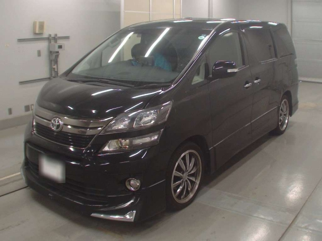 TOYOTA VELLFIRE 2013