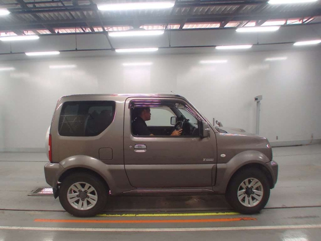 SUZUKI JIMNY SIERRA 2012