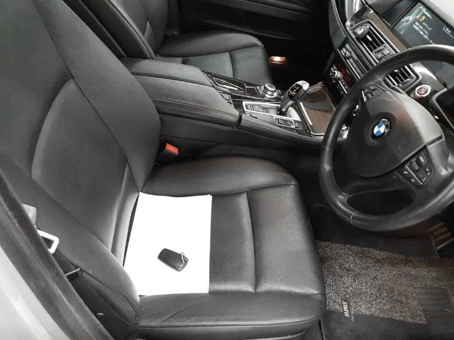 BMW 5 SERIES 2013