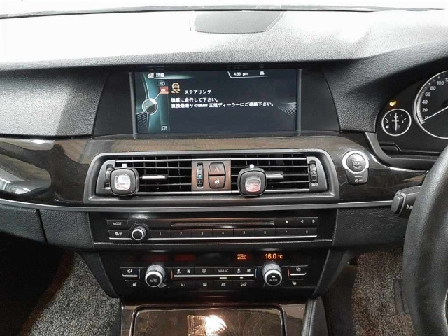 BMW 5 SERIES 2013