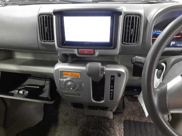 SUZUKI EVERY WAGON 2017