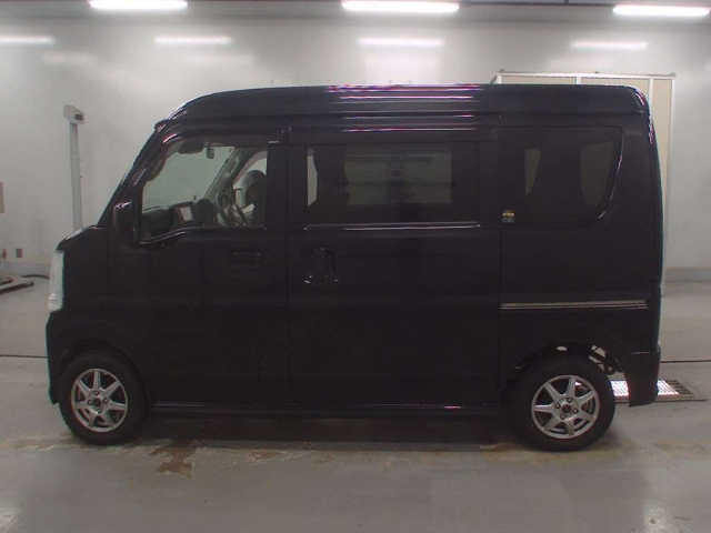 SUZUKI EVERY WAGON 2017