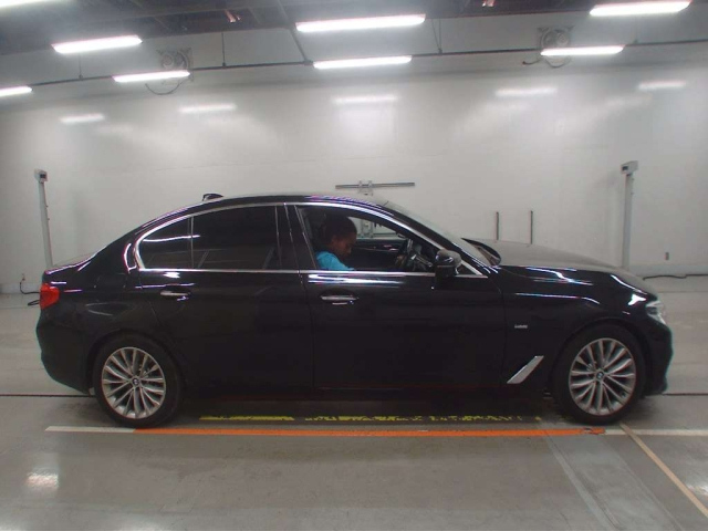 BMW 5 SERIES 2018