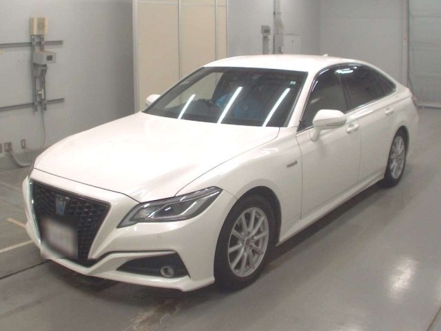 TOYOTA CROWN 2019