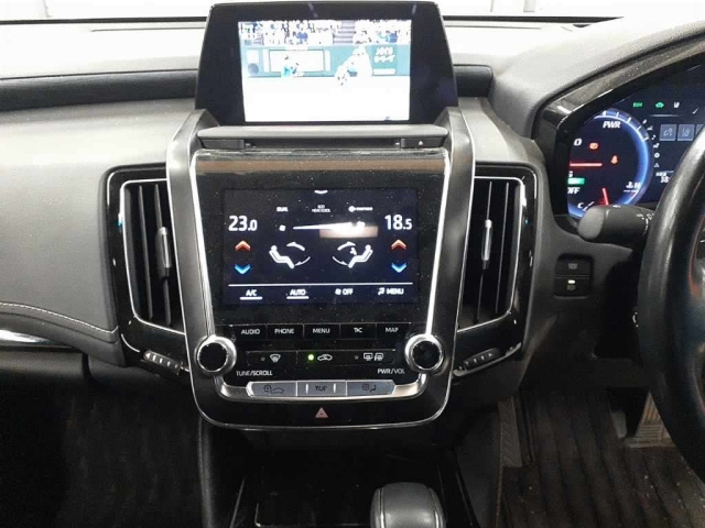 TOYOTA CROWN 2019