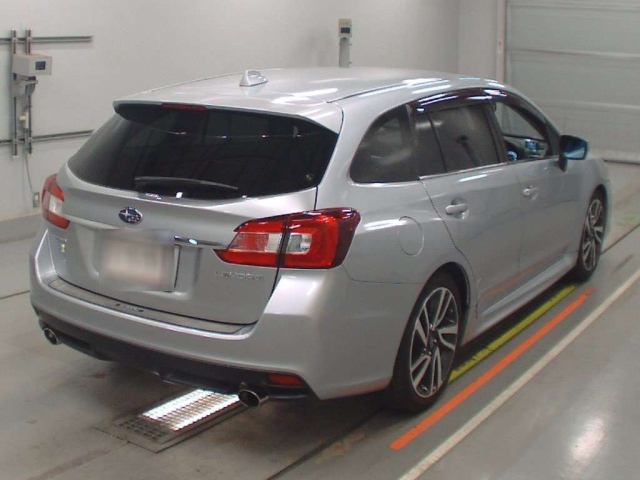 SUBARU LEVORG 2015