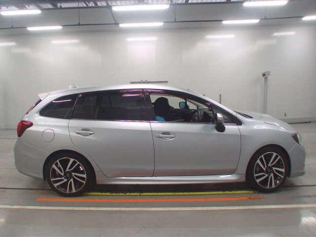 SUBARU LEVORG 2015