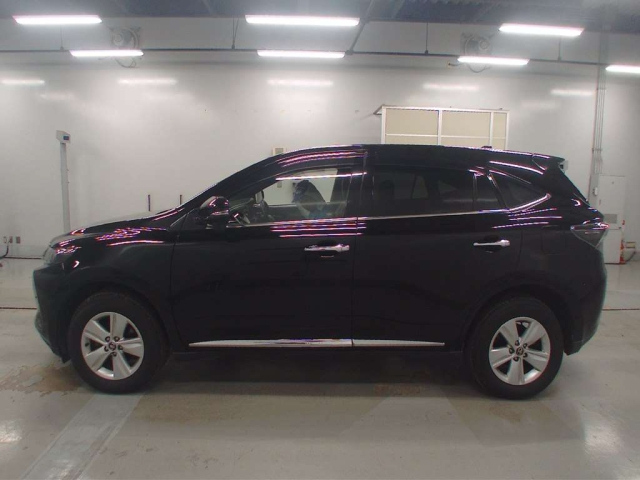 TOYOTA HARRIER 2014