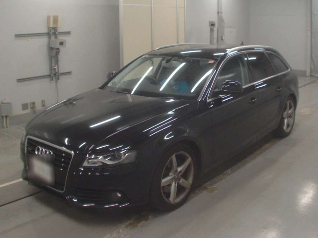 AUDI A4 2008