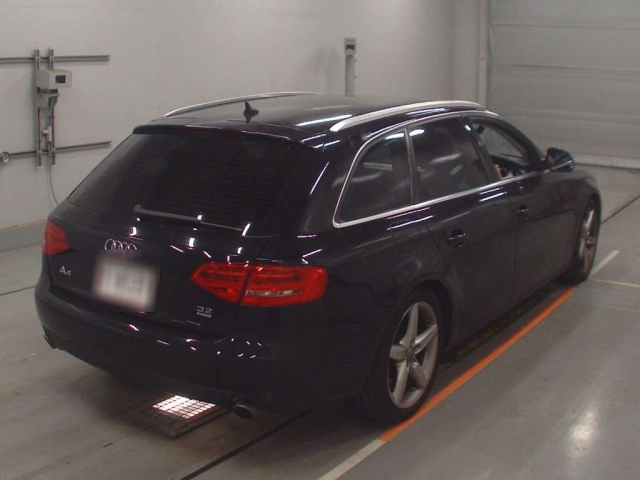 AUDI A4 2008