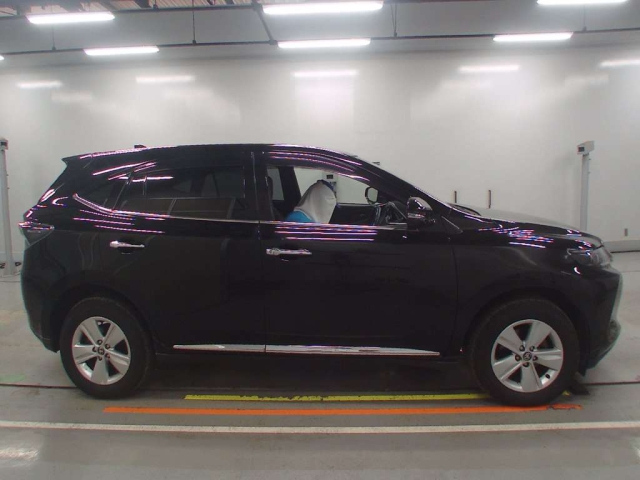 TOYOTA HARRIER 2014