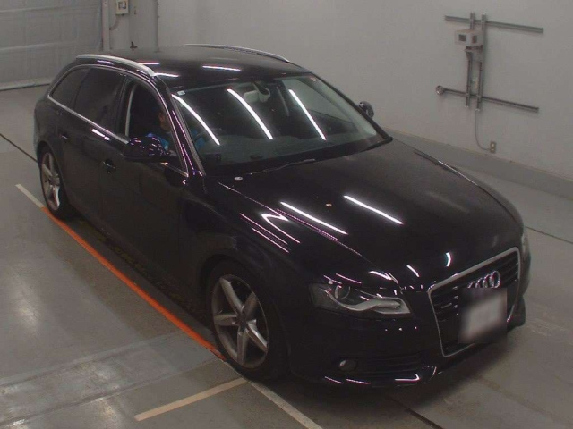 AUDI A4 2008