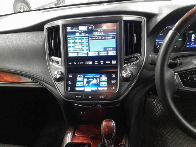 TOYOTA CROWN 2014