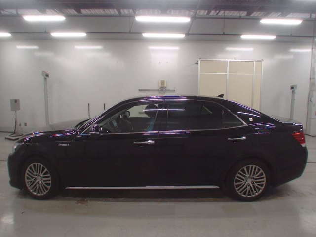 TOYOTA CROWN 2014