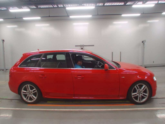 AUDI A4 2010