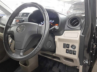 DAIHATSU MOVE 2014