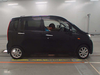 DAIHATSU MOVE 2014