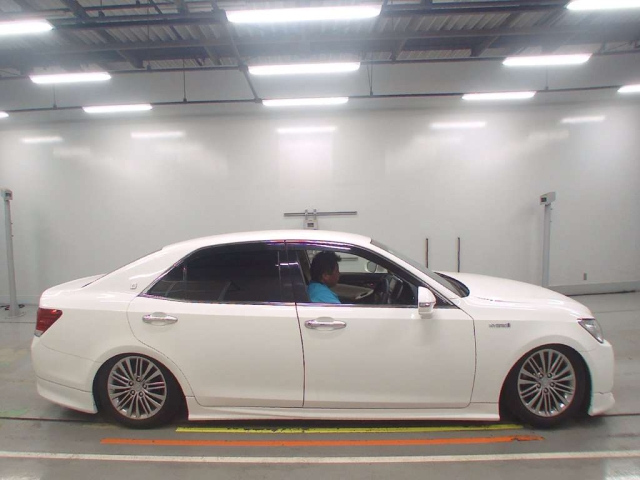 TOYOTA CROWN 2015