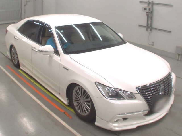 TOYOTA CROWN 2015