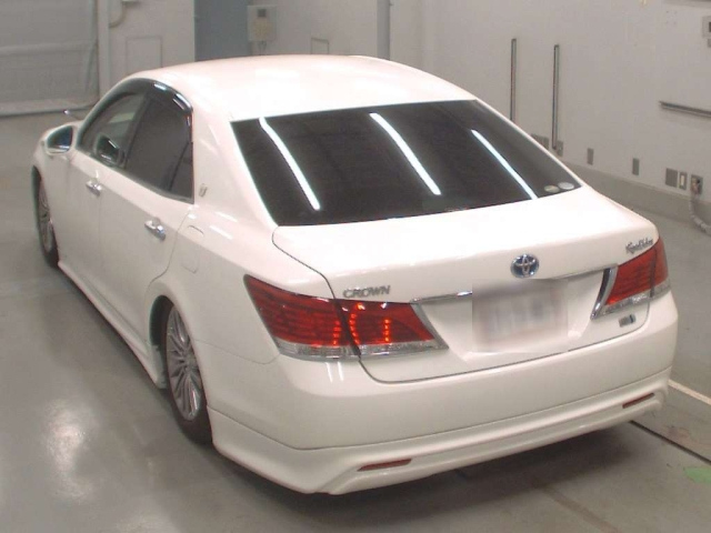 TOYOTA CROWN 2015