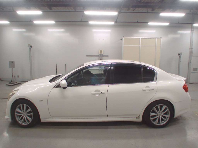 NISSAN SKYLINE 2012