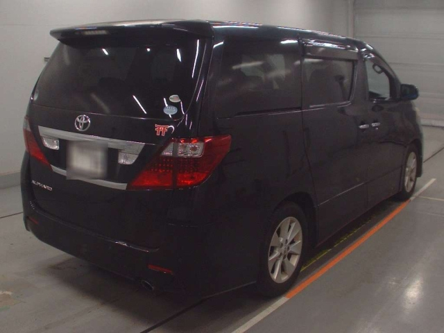 TOYOTA ALPHARD 2009