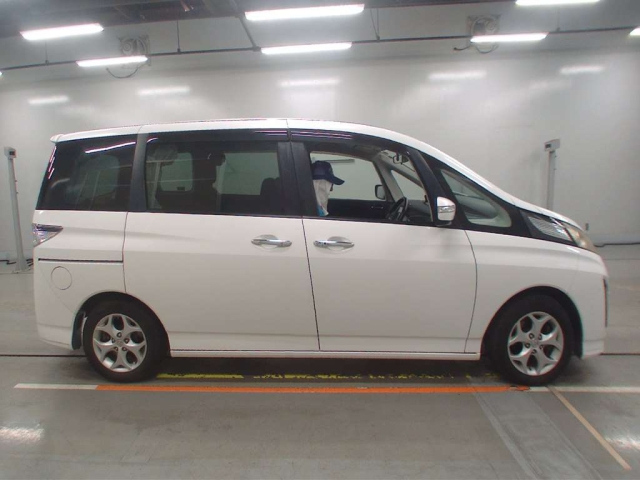 MAZDA BIANTE 2008