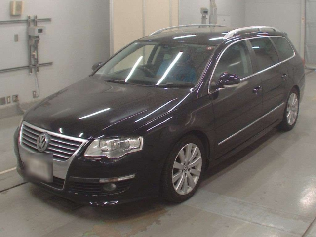VOLKSWAGEN PASSAT VARIANT 2010