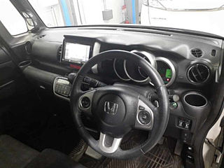 HONDA N BOX 2016