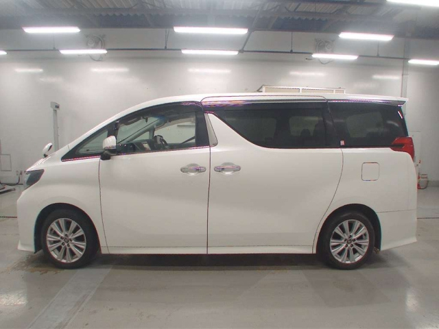 TOYOTA ALPHARD 2016