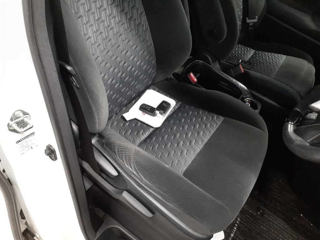 TOYOTA ALPHARD 2016
