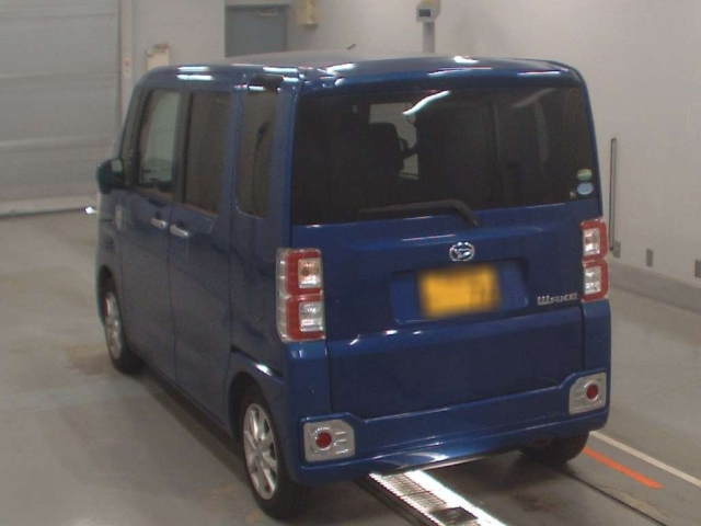 DAIHATSU WAKE 2019