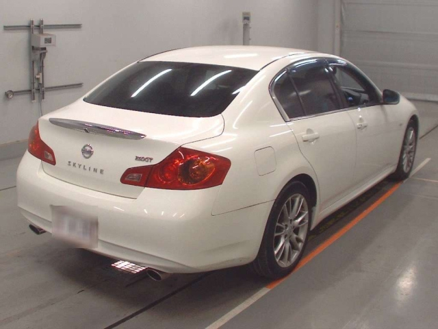 NISSAN SKYLINE 2011