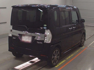 DAIHATSU TANTO 2014