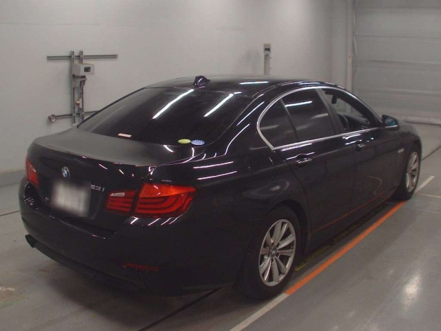 BMW 5 SERIES 2012
