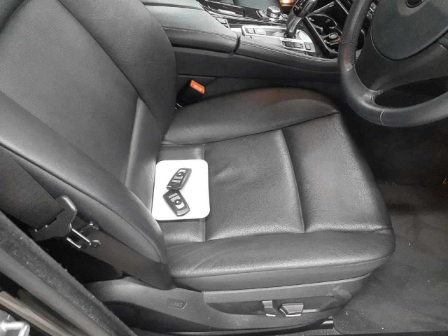 BMW 5 SERIES 2012