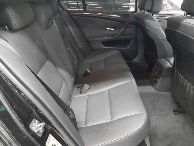BMW 5 SERIES 2010