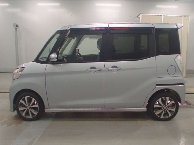 NISSAN DAYZ ROOX 2015